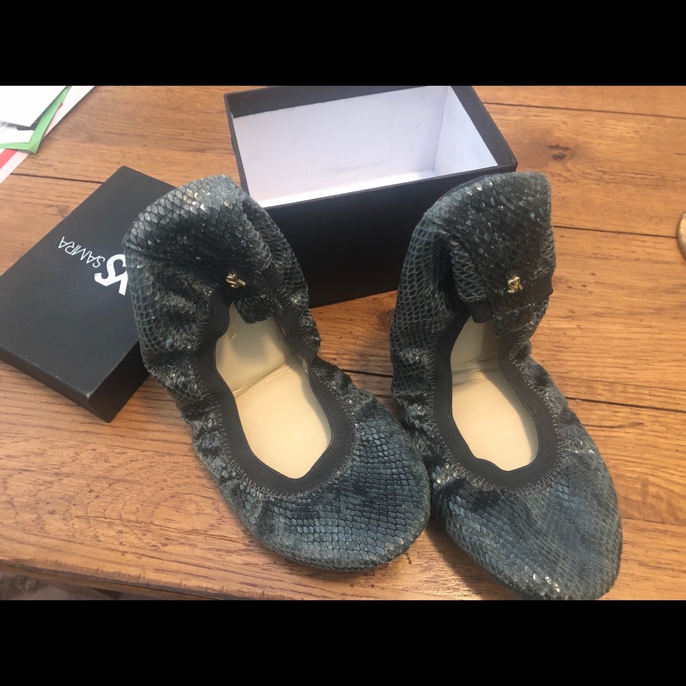 Yosi Samra Green Black Snake Flats 9 Worn Once!